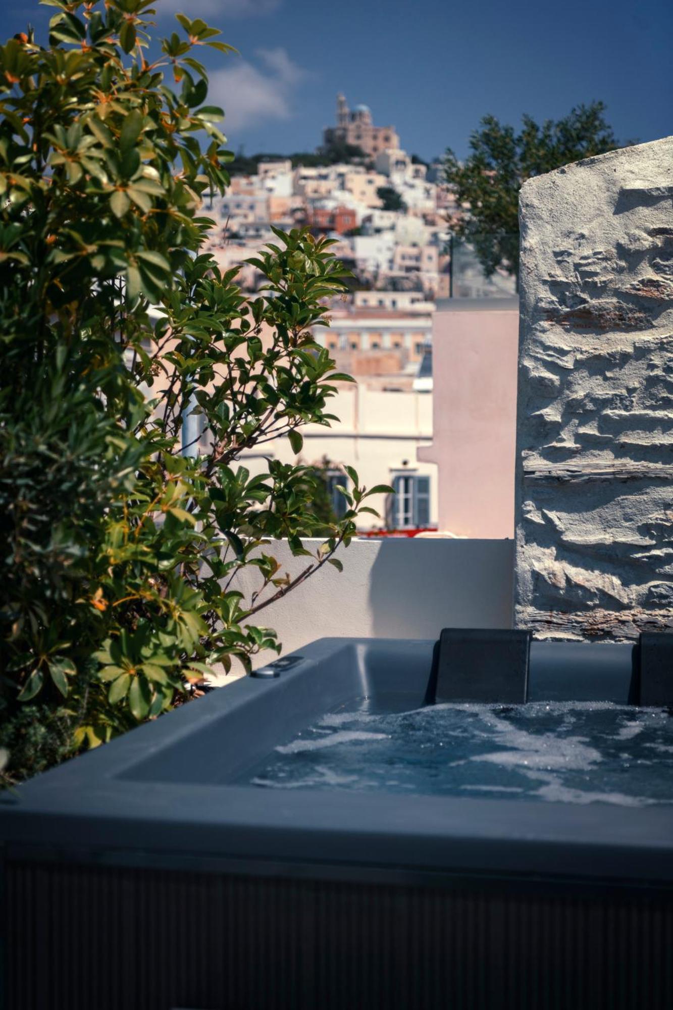 Ninemian Suites Syros Ermoupoli Luaran gambar